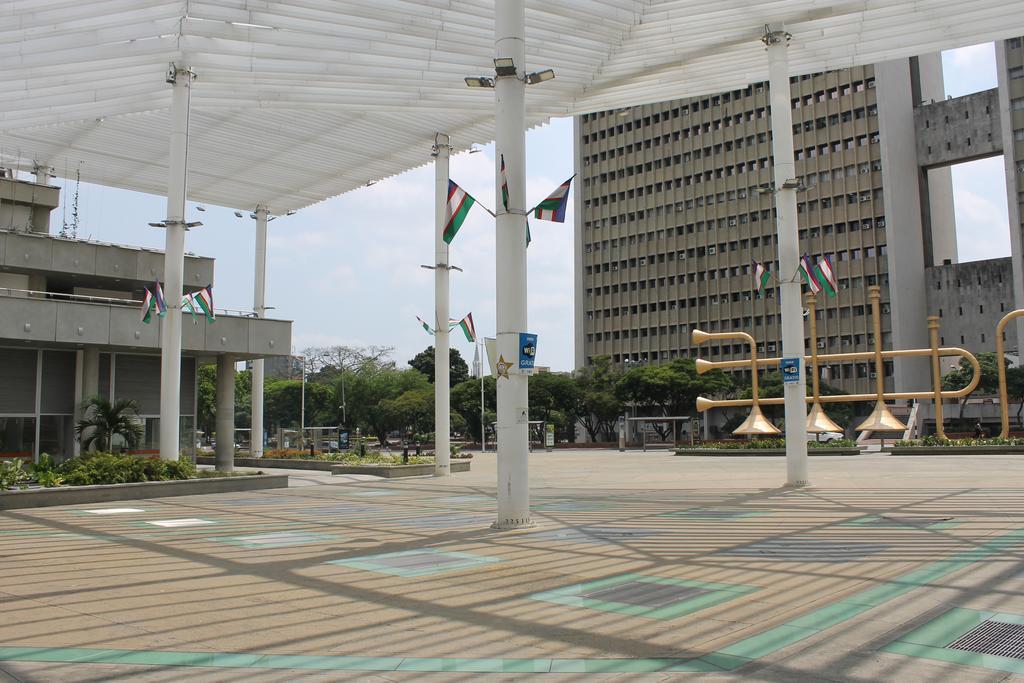 Hotel Cuarta Avenida Cali Kültér fotó
