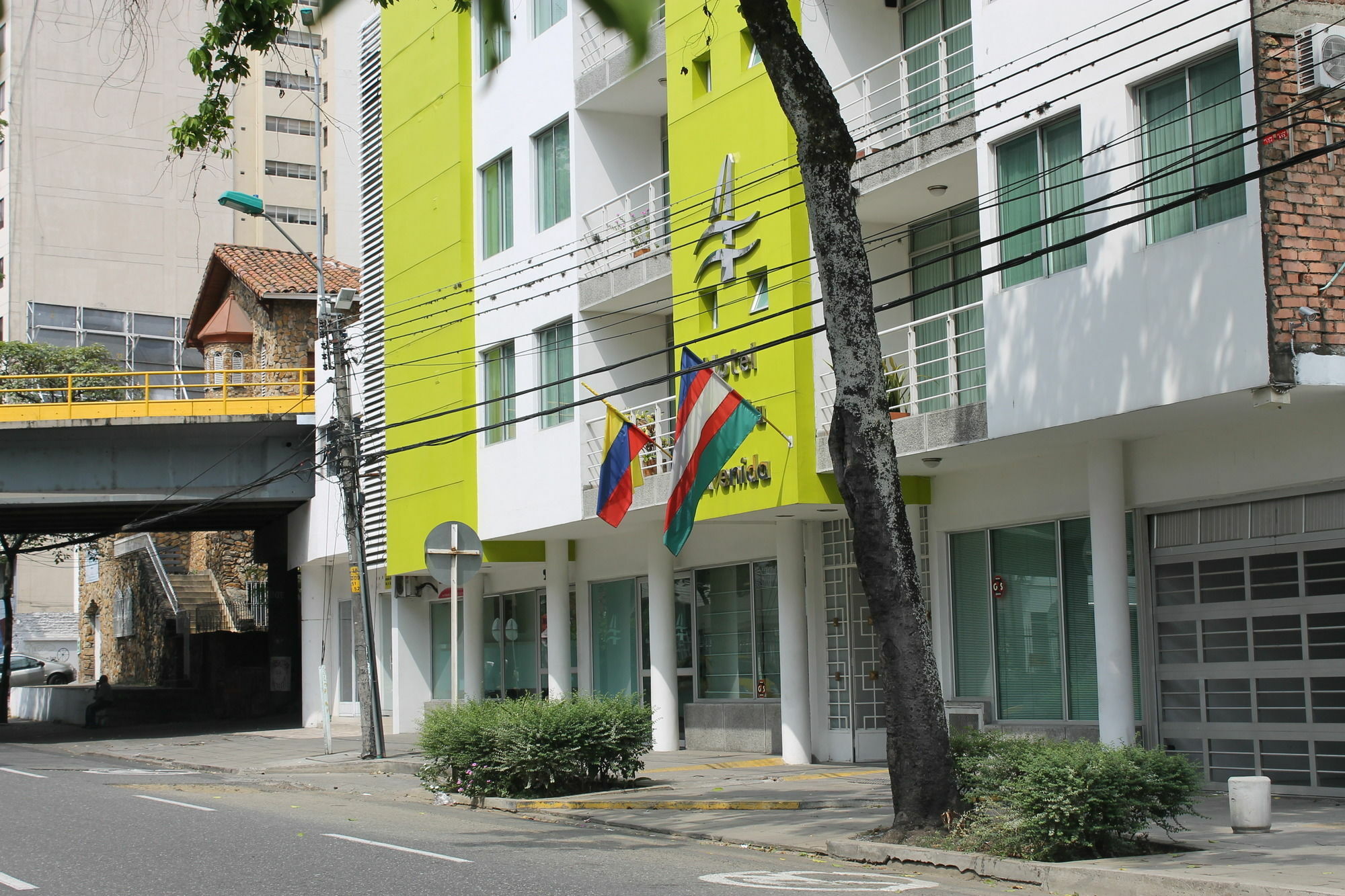 Hotel Cuarta Avenida Cali Kültér fotó